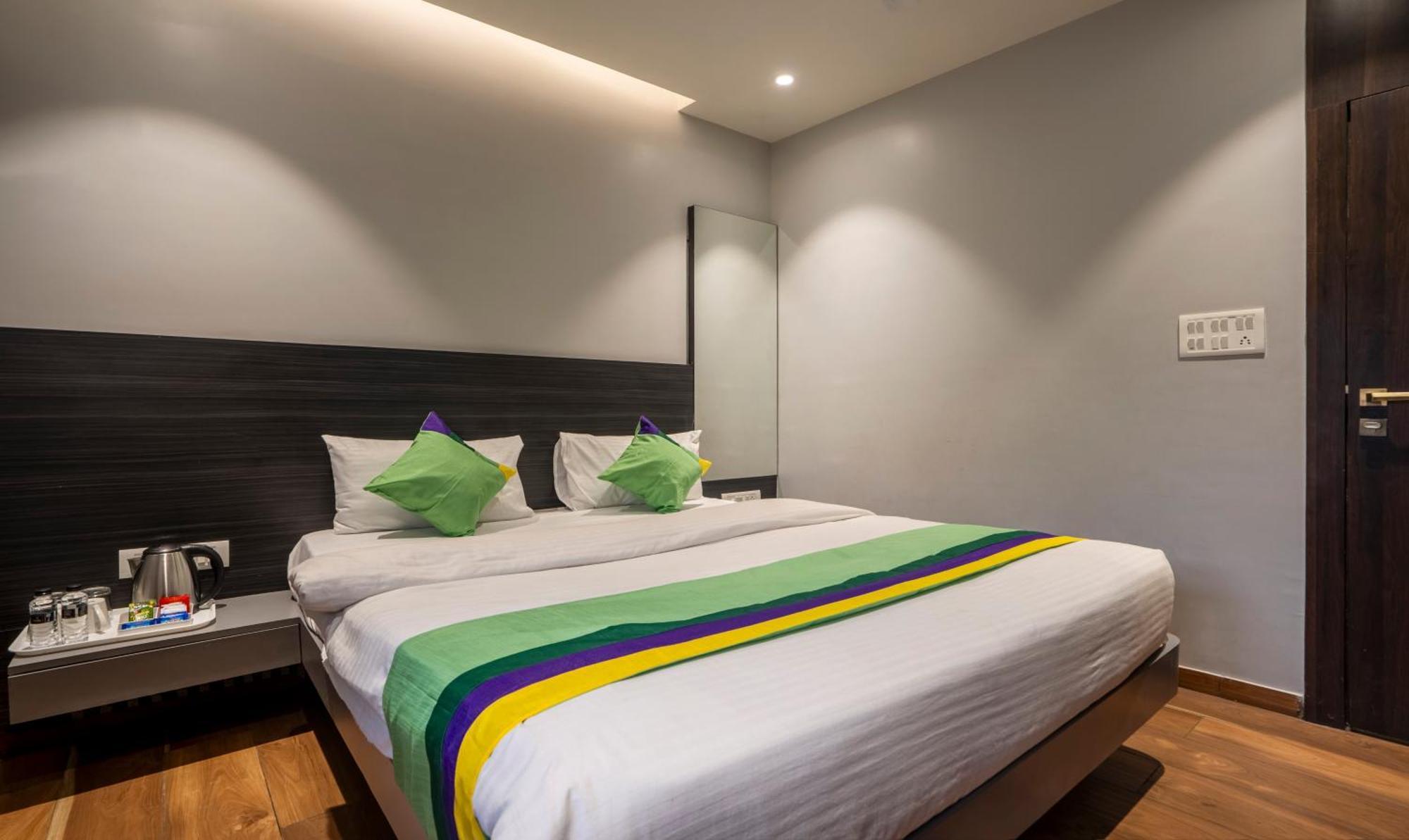Hotel Treebo Prasha Nashik Esterno foto