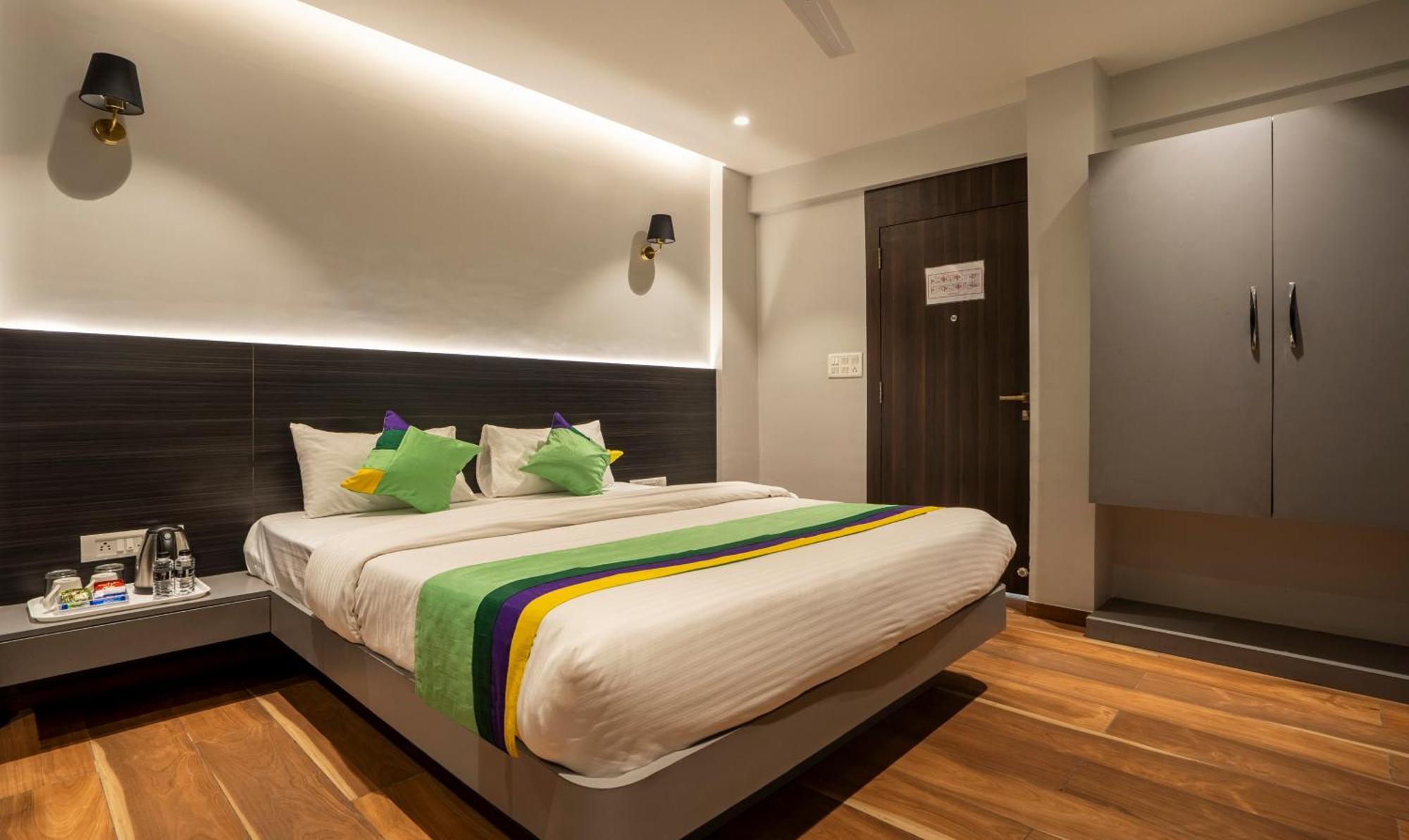 Hotel Treebo Prasha Nashik Esterno foto