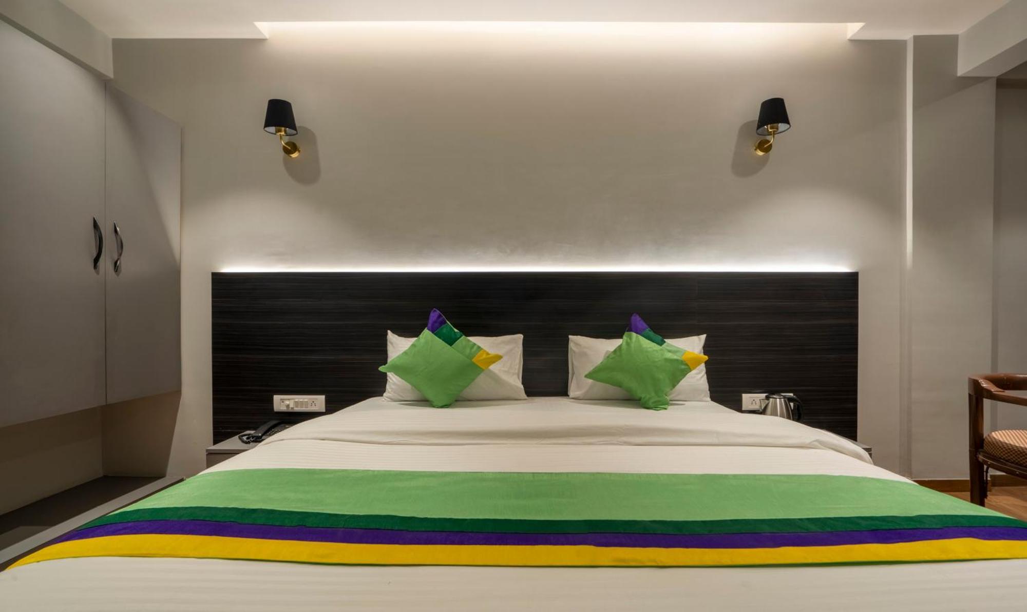 Hotel Treebo Prasha Nashik Esterno foto